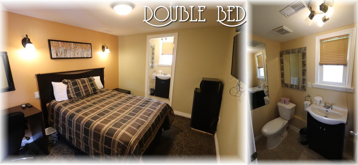 Twin Peaks Motel Napanee Extérieur photo